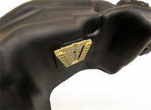 Load image into Gallery viewer, Titan Fuel Tanks 17-24 Ford F-250/F-350 PowerStroke Crew Cab Long Bed 65 Gallon XXL Mid-Ship Tank