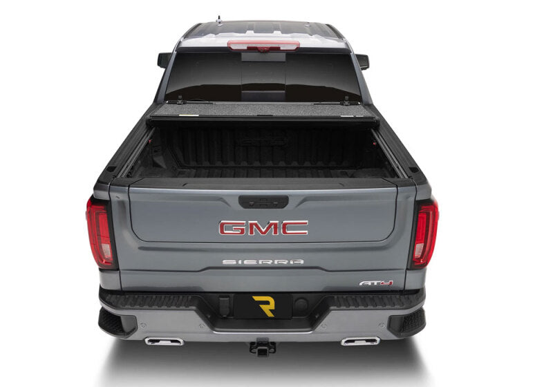 UnderCover 15-17 Chevy/GMC Silverado/Sierra 68.4in Fusion Bed Cover - Overcast Effect