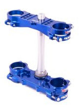 Load image into Gallery viewer, XTrig 06+ Yamaha YZ 250 ROCS Tech Triple Clamp 25 mm. Offset M12 - Blue