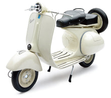 Load image into Gallery viewer, New Ray Toys Vespa 150VLIT/ Scale - 1:6