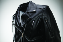 Load image into Gallery viewer, Kuryakyn Leather By River Road Ironclad Classic Leather Jacket Black - Small