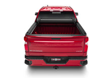 Load image into Gallery viewer, Truxedo 19-20 GMC Sierra &amp; Chevrolet Silverado 1500 (New Body) 6ft 6in Sentry Bed Cover