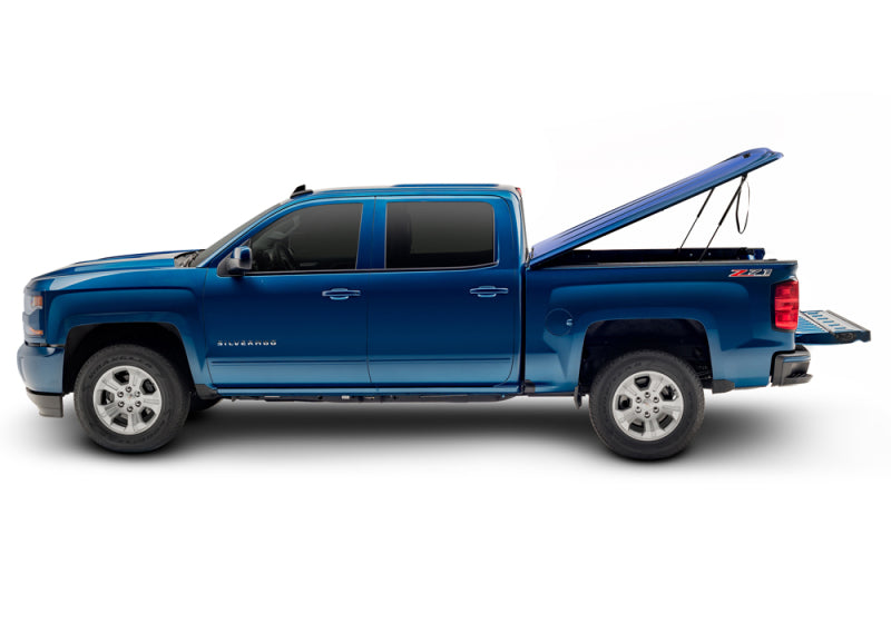 UnderCover 15-18 GMC Sierra 1500 (19 Limited) 6.5ft Lux Bed Cover - Deep Ocean Blue