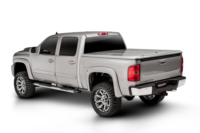 UnderCover 19-20 Chevy Silverado 1500 6.5ft Lux Bed Cover - North Sky Blue Metallic
