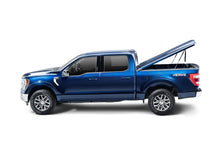 Load image into Gallery viewer, UnderCover 17-20 Ford F-250/F-350 6.8ft Elite LX Bed Cover - Blue Jeans