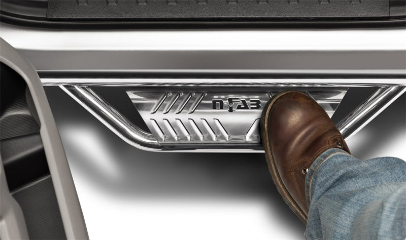 N-Fab Podium SS 17-18 Ford F-250/F-350 Super Duty SuperCab - Polished Stainless - Cab Length - 3in