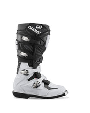 Load image into Gallery viewer, Gaerne GXJ Boot Black/White Size - Youth 2.5