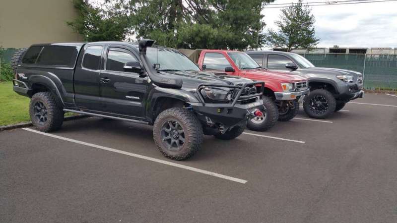 Road Armor 12-15 Toyota Tacoma Stealth Front Winch Bumper w/Lonestar Guard - Tex Blk