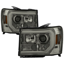 Load image into Gallery viewer, Spyder GMC Sierra 1500/2500/3500 07-13 V2 Projector Headlights - Smoke PRO-YD-GS07V2-LBDRL-SM