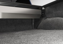 Load image into Gallery viewer, Retrax 88-06 Chevrolet/GMC &amp; 2007 Classic (6.5ft. Bed) Retrax IX