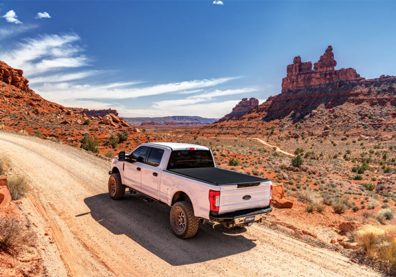 Truxedo 20-21 GMC Sierra & Chevrolet Silverado 1500 (New Body) w/CarbonPro 5ft 9in Sentry CT Cover