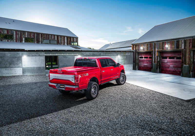 Undercover 19-20 Chevy Silverado 1500 5.8ft Elite LX Bed Cover - Glory Red