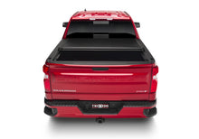 Load image into Gallery viewer, Truxedo 19-20 GMC Sierra &amp; Chevrolet Silverado 1500 (New Body) 8ft Lo Pro Bed Cover