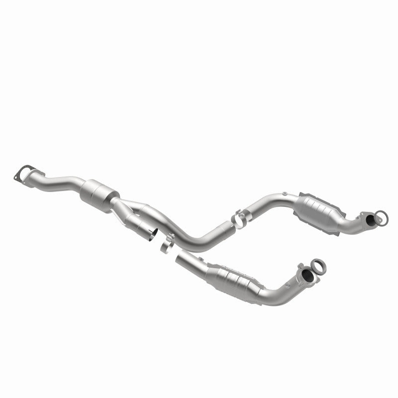 Magnaflow Conv DF 2011-2012 EXPRESS 2500 6.0L 6.0L Underbody