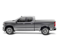 Load image into Gallery viewer, UnderCover 19-20 Chevy Silverado 1500 6.5ft Elite LX Bed Cover - Silver Ice