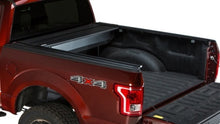 Load image into Gallery viewer, Retrax 14-18 Chevrolet/GMC / 2015+ 2500/3500 / 2019 1500 Legacy/Ltd. (6.5ft. Bed) Retrax IX