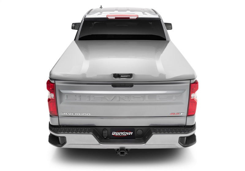 UnderCover 19-20 Chevy Silverado 1500 5.8ft Elite LX Bed Cover - Oakwood Metallic