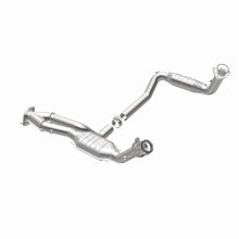 Load image into Gallery viewer, MagnaFlow Conv DF 02-06 Cadillac Truck. 8 5.3L Dual Conv. Y-Pipe Assy 2wd/Chevy Truck 99-07