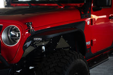 Load image into Gallery viewer, DV8 Offroad 20-23 Jeep Gladiator JT Slim Fender Flares