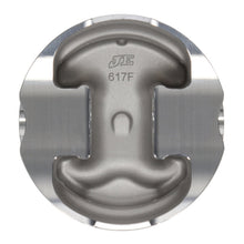 Load image into Gallery viewer, JE Pistons 302 SBF FLAT TOP Set of 8 Pistons