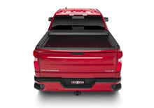 Load image into Gallery viewer, Truxedo 19-20 GMC Sierra &amp; Chevrolet Silverado 1500 (New Body) 6ft 6in Lo Pro Bed Cover