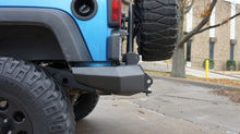 Load image into Gallery viewer, Road Armor 07-17 Jeep Wrangler JK Stealth Rear Non-Winch Bumper w/Tire Carrier - Tex Blk