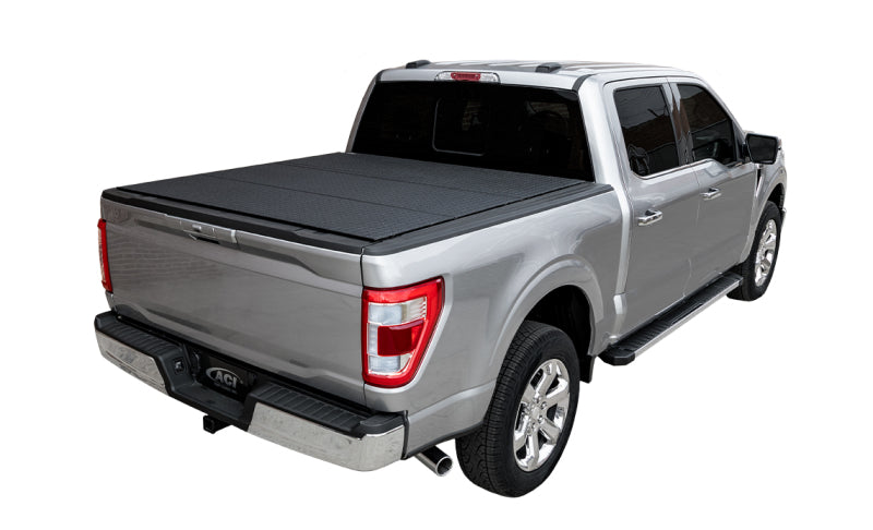 Access LOMAX Pro Series Tri-Fold Cover 04-18 Ford F-150 5ft 6in Short Bed Black Diamond Mist